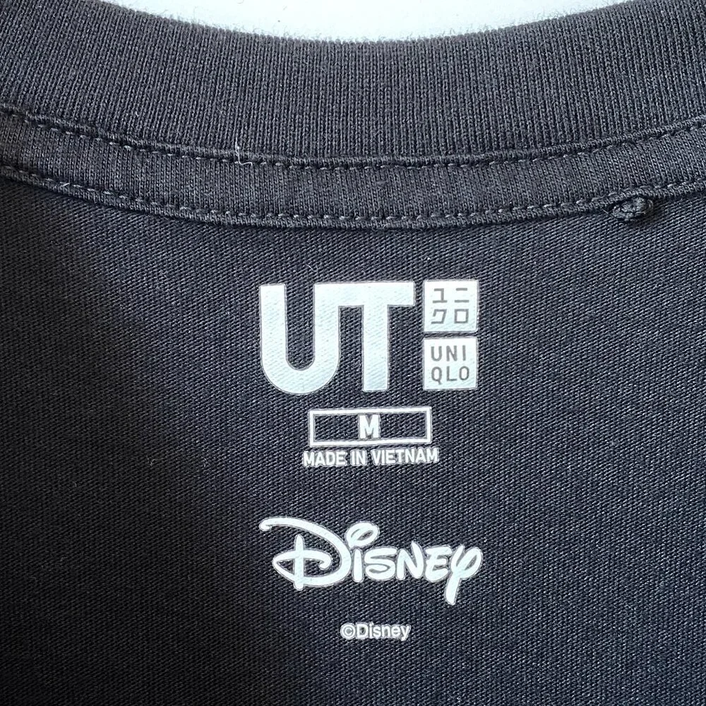 Uniqlo x Disney Mickey Mouse Black Graphic T-Shirt Unisex Size M - Picture 4 of 8